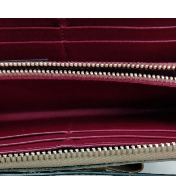 Authentic Miu Miu matelasse leather wallet